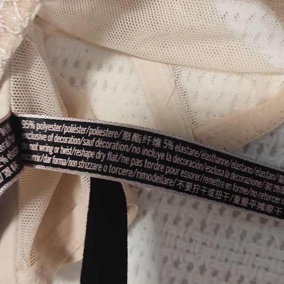 NWOT Victoria Secret Luxe Starburst Long Line Elegant Lace Bralette - Picture 5 of 10